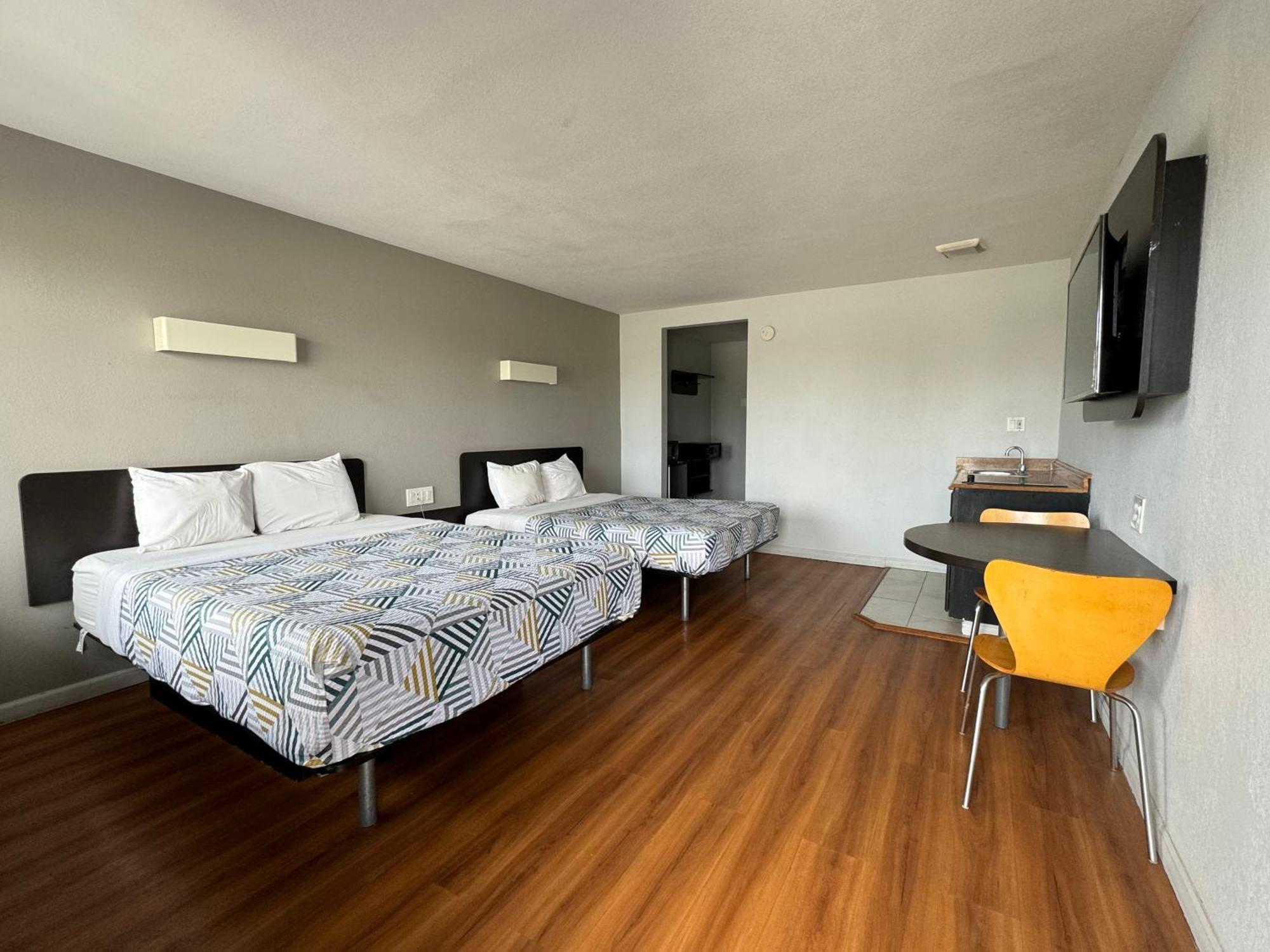 Motel 6-Delano, Ca Екстериор снимка