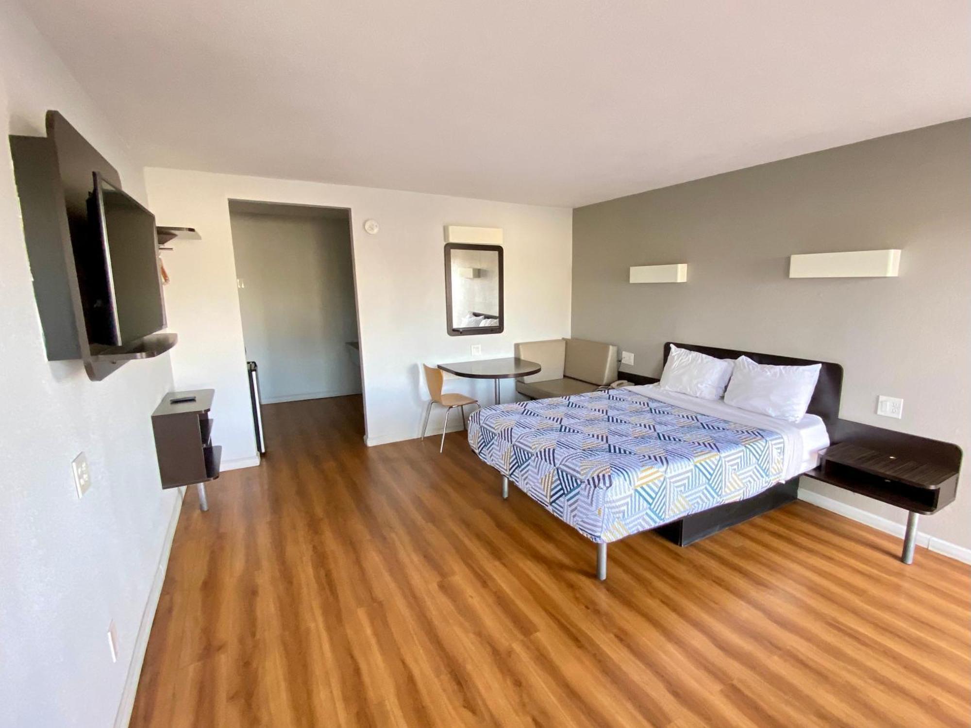 Motel 6-Delano, Ca Екстериор снимка