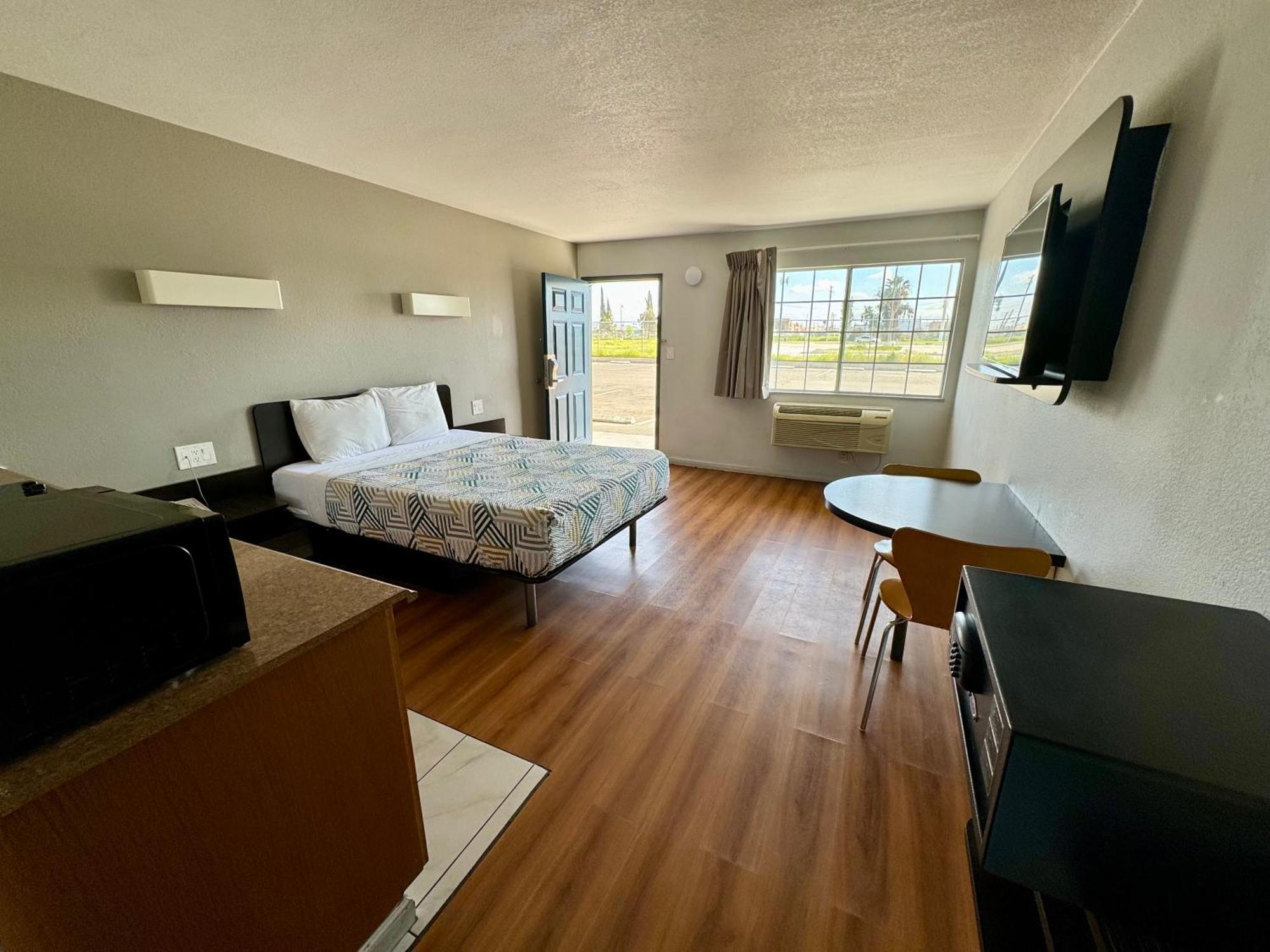 Motel 6-Delano, Ca Екстериор снимка