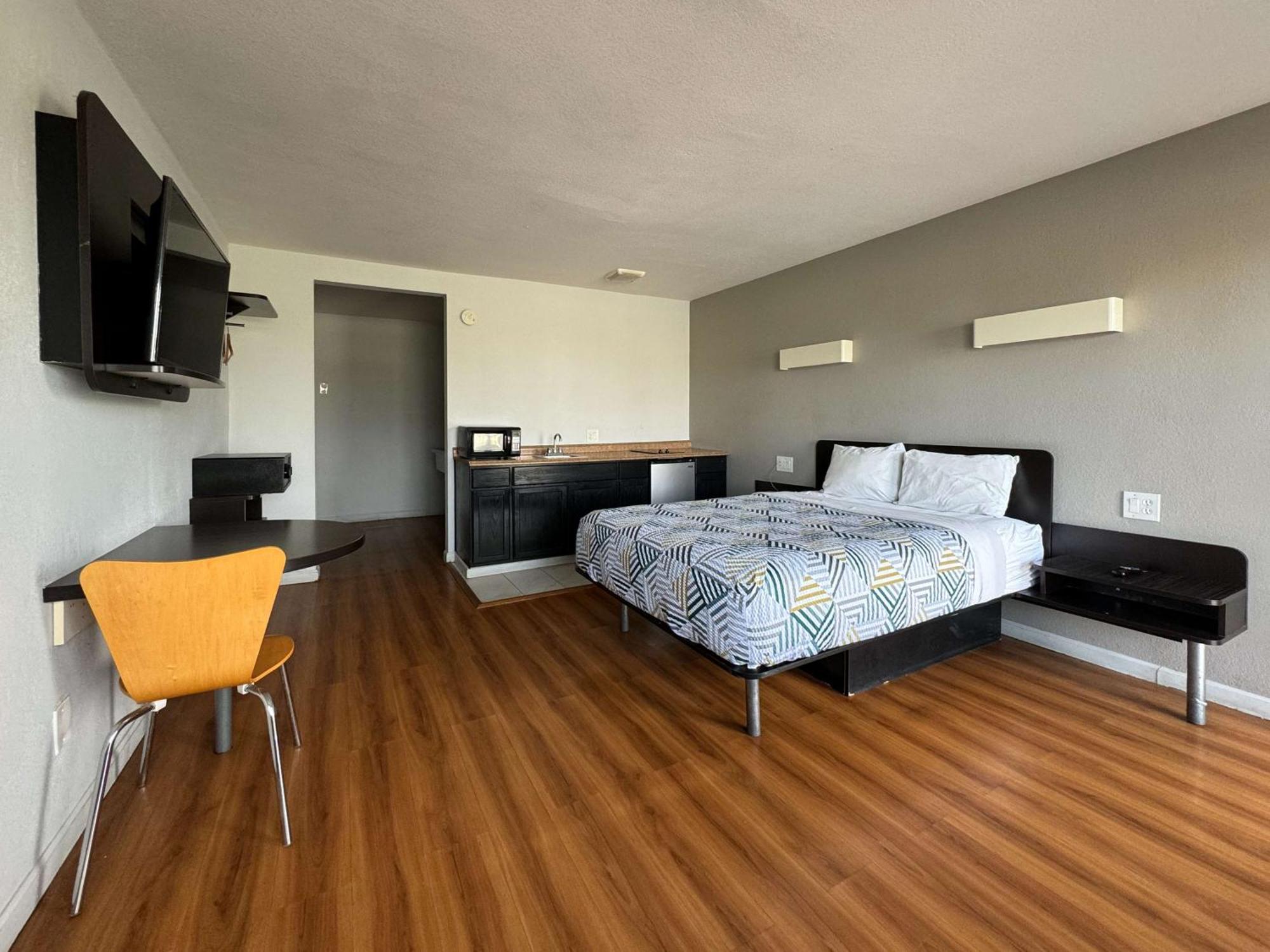 Motel 6-Delano, Ca Екстериор снимка