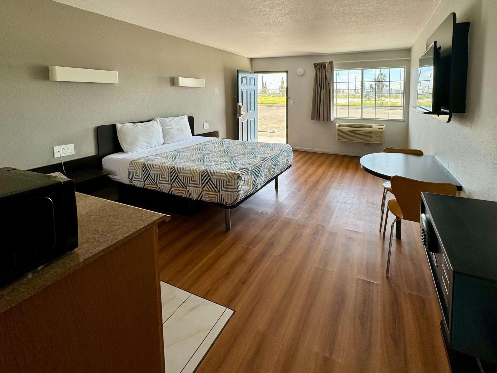 Motel 6-Delano, Ca Екстериор снимка
