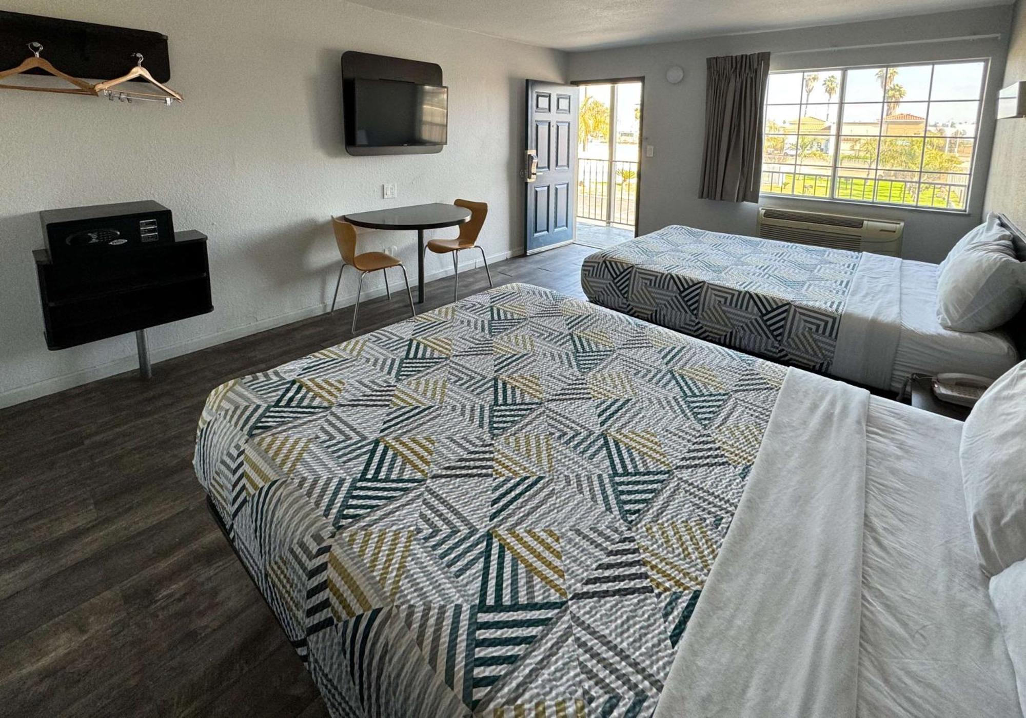 Motel 6-Delano, Ca Екстериор снимка