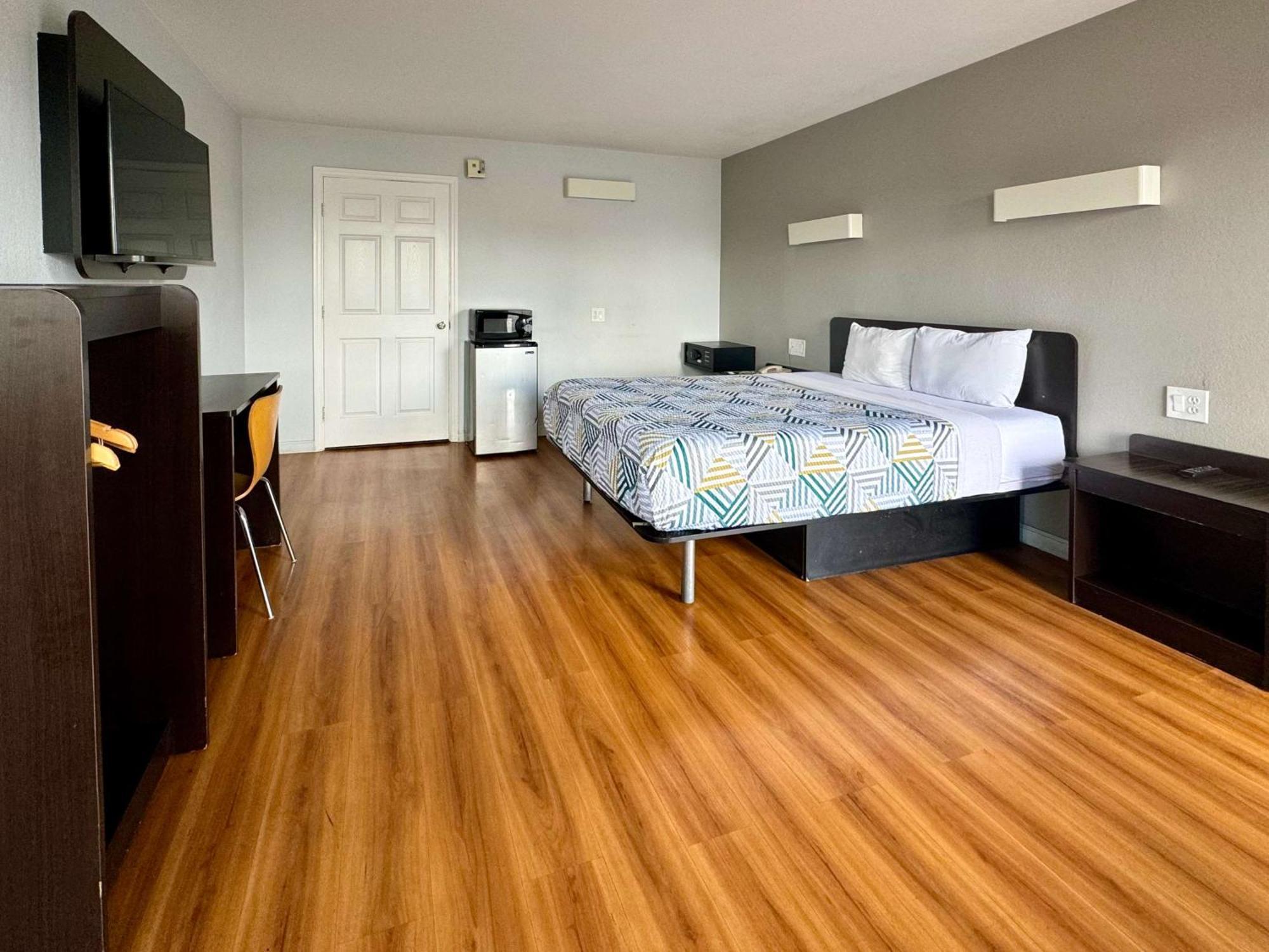 Motel 6-Delano, Ca Екстериор снимка